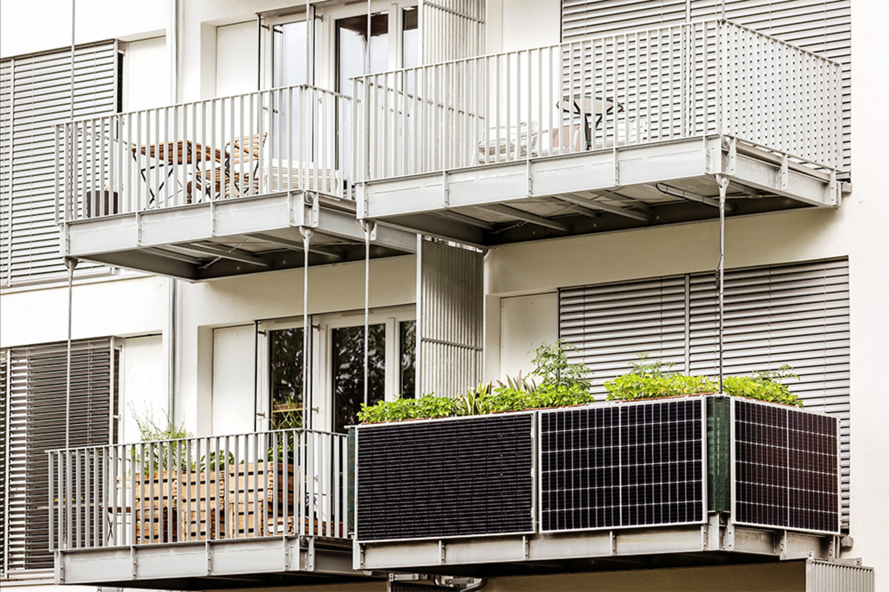 Balkon­kraftwerk bei MN Solartechnik GmbH in Dornburg-Camburg